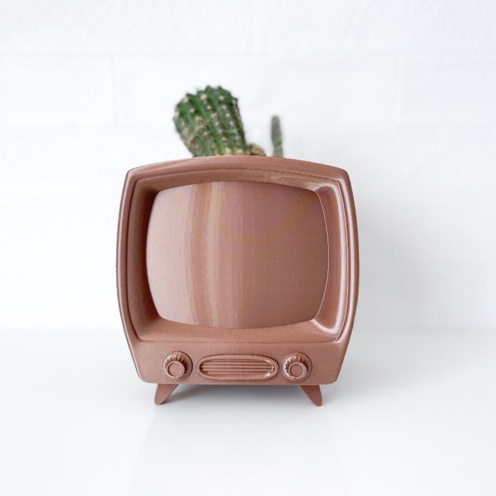 Retro TV - plant pots with drainage